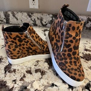 Cheetah print hi top shoes